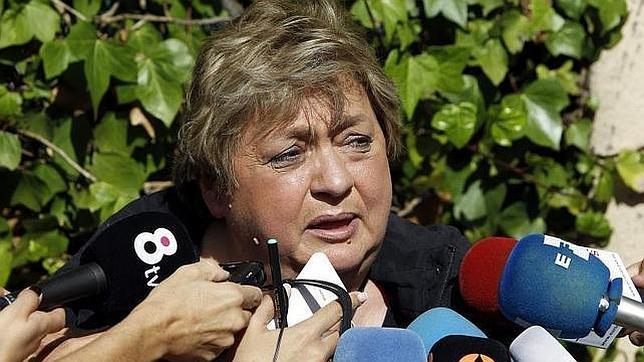 Teresa Romero va recuperando la memoria pero no recuerda haberse tocado la cara con un guante