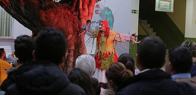 El arte vuelve a la calle Arbol