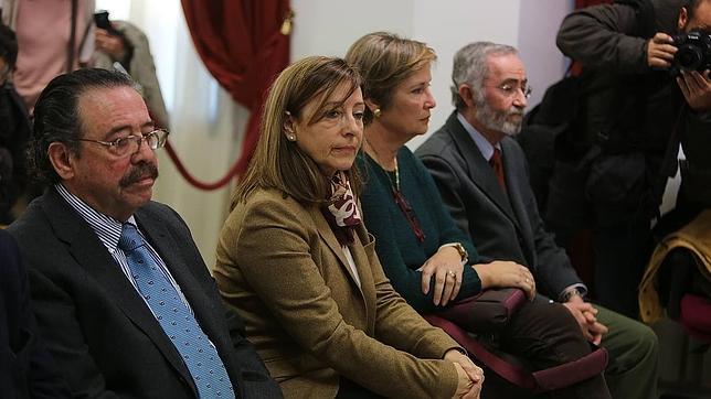 Pilar Sánchez, en el banquillo 