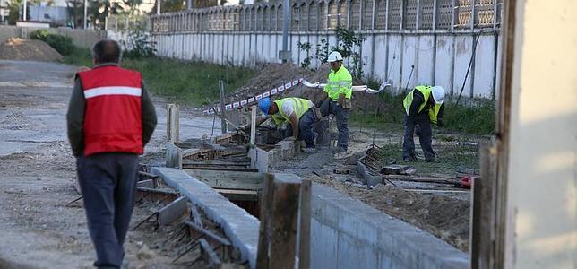 Arranca la obra del tnel hasta la futura terminal de contenedores de Cdiz