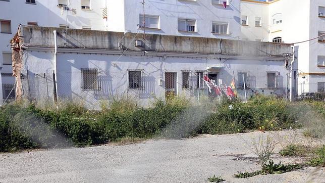 Las casitas bajas de Cdiz que quedan en pie estn okupadas