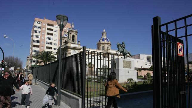 La Polica evita en Cdiz una reyerta de adolescentes que se citaron por internet