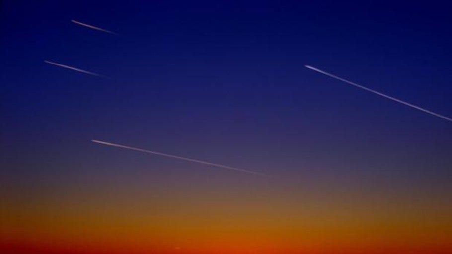 Una bola de fuego cruza el cielo de Cádiz