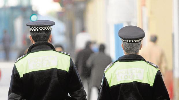 La Policía Local estará presente en distintos puntos del vía Crucis