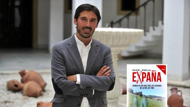 Dani Pinilla ha publicado su libro 'Expaña'.