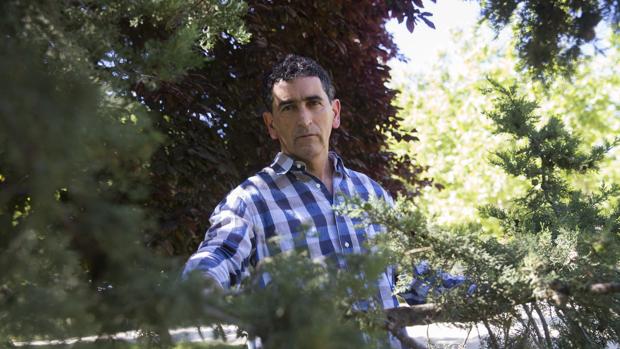 Juan Mayorga, en el parque del Retiro madrileño