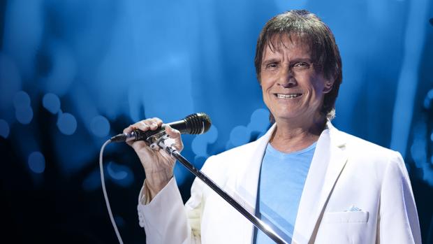 El artista brasileño Roberto Carlos