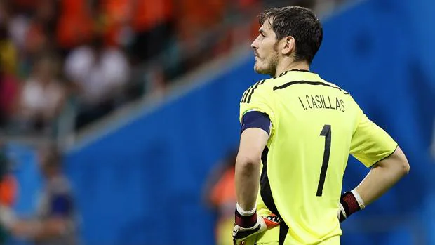 Casillas, en el estreno del Mundial 2014 ante Holanda