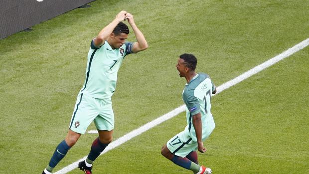 Cristiano Ronaldo celebra el gol anotado frente a Hungría en la Eurocopa 2016
