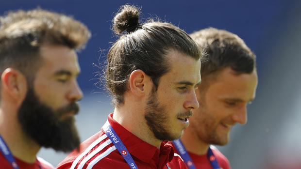 Bale contra Grigg; Cristiano contra Modric