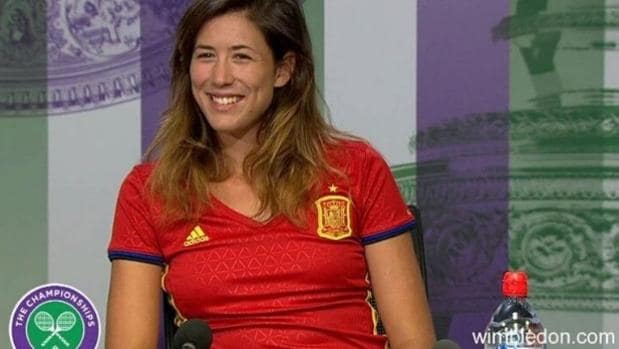 Garbiñe Muguruza, con la camiseta de la selección española