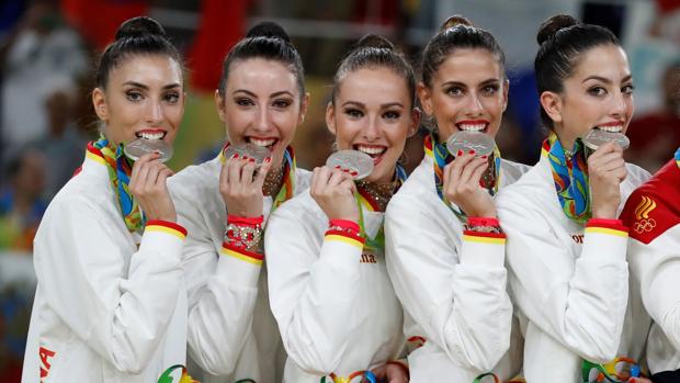 La gimnasia rítmica española brindarán de nuevo con Freixenet