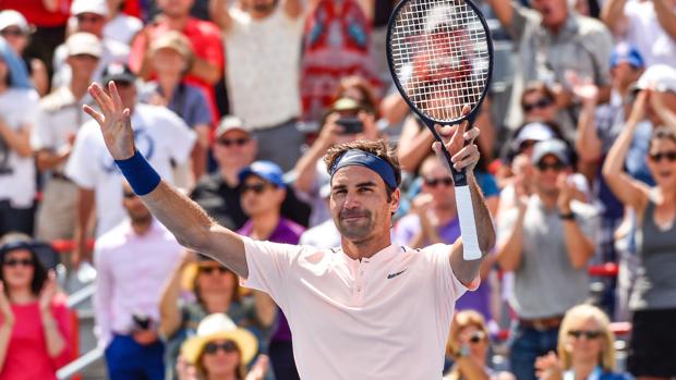 El tenista suizo Roger Federer celebra su victoria