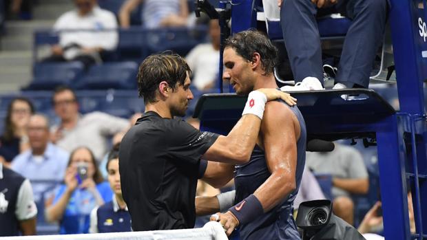 Rafael Nadal y David Ferrer, al finalizar el encuentro