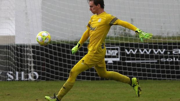 La genial historia de Rafa Felgueroso en el fútbol asturiano