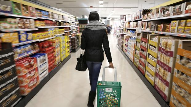 Mercadona es líder de la distribución en España, con un 24,1% del mercado seguida de Carrefour (8,7%)