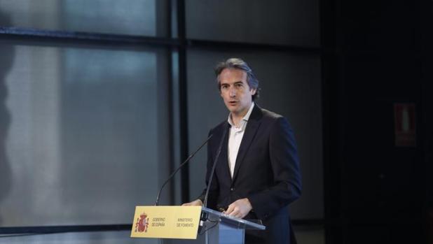 El ministro de Fomento, Íñigo de la Serna