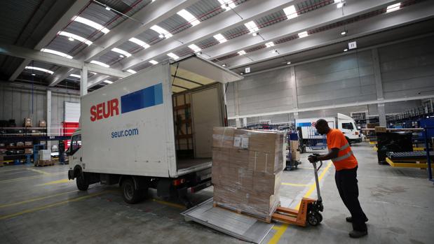 Seur espera que el Viernes Negro de este año, el 26 de noviembre, se batirá el récord de envíos transportados