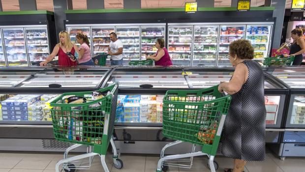 El éxito de Mercadona se basa en la introducción continua de referencias y la fortaleza de su marca blanca