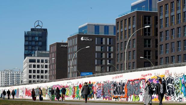 La vivienda en Berlín es vista por muchos particulares y empresas como una de las pocas inversiones seguras a largo plazo