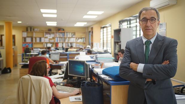 Aurelio Azaña, fundador y CEO de Azcatec, en la sede de la empresa