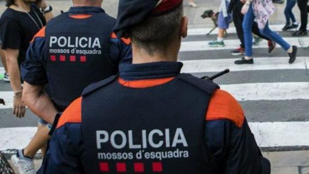 Agentes de los Mossos