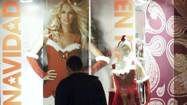 Imagen del escaparate de un comercio del centro de Valencia