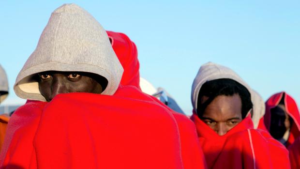 La mayor parte de la inmigración llega por mar