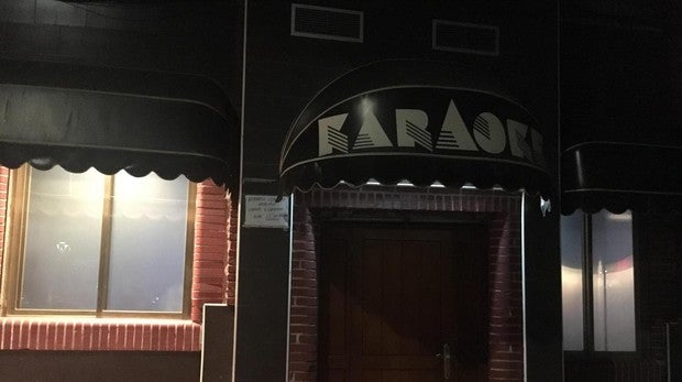 Fachada del local situado en la localidad de Móstoles