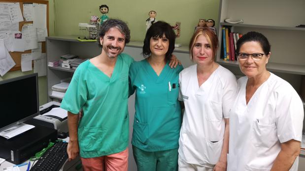 Miembros del equipo médico que ha realizado la intervención en Sagunt