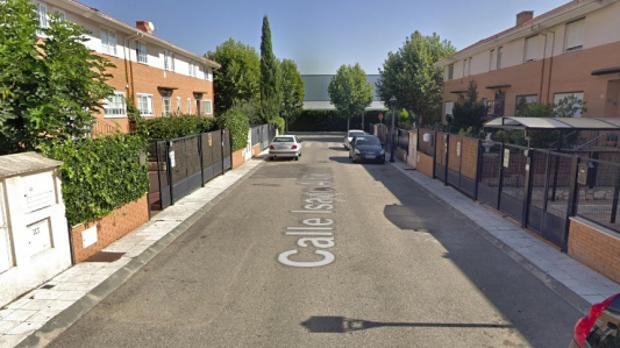 Calle Isaac Albéniz, en Alovera (Guadalajara), donde se produjo el accidente
