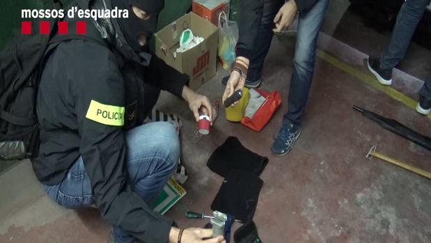 Los agentes en la intervención policial