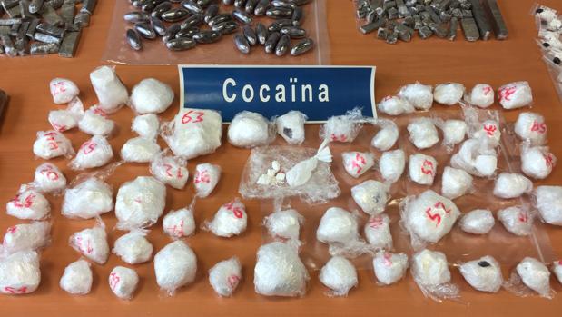 Parte del botín localizado por los Mossos