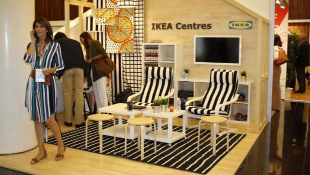 Expositor de Ikea en una feria comercial de Alicante