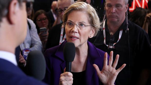 Elizabeth Warren ya actúa como favorita en las primarias demócratas