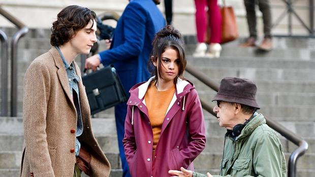 Woody Allen, Selena Gómez y Timothée Chalamet.