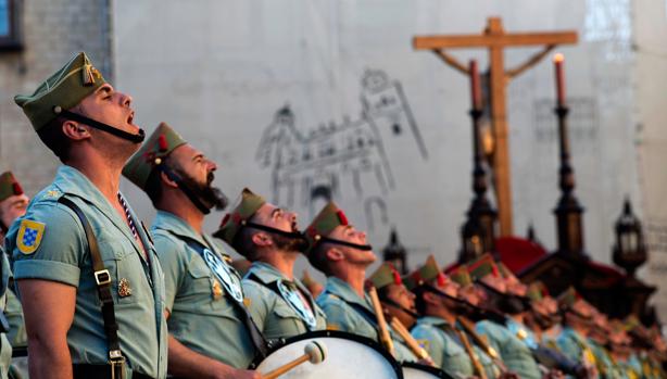Procesión legionarios