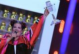 «Toy», la canción en la que Netta llama cobardes a los hombres