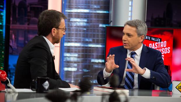 Vicente Vallés y Pablo Motos, en «El hormiguero»