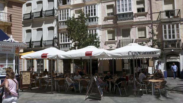 Horeca asegura que si pierden mesas «es nuestra muerte» .
