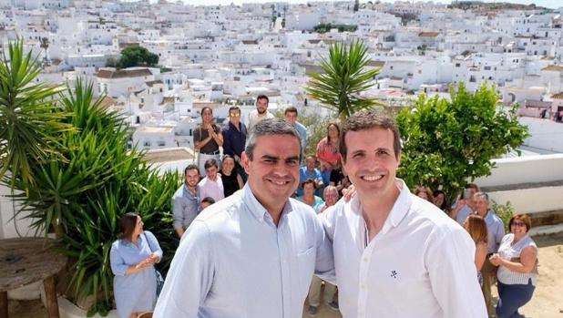 Ortiz y Casado en Vejer hace pocos meses