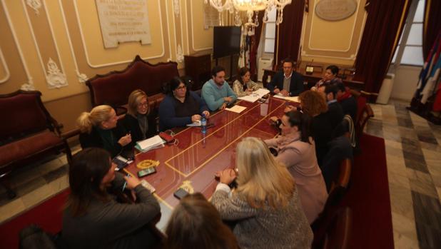 La mayoría del Consejo Rector de la Mujer votó en contra del cese de María Fernández-Trujillo.