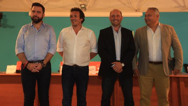 Los candidatos de PSOE, Adelante Cádiz, PP y Ciudadanos, en el debate organizado por Apdha.