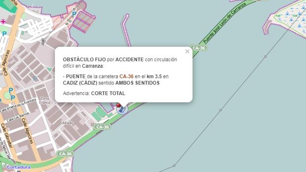 El accidente ha cortado el Puente Carranza de Cádiz