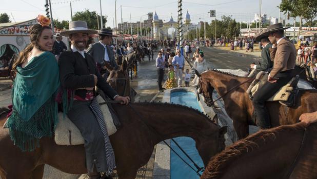 Ambiente en la Feria de Abril de Sevilla